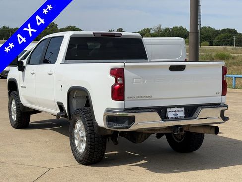 Used 2023 Chevrolet Silverado 2500 LT AWD/4WD image 6