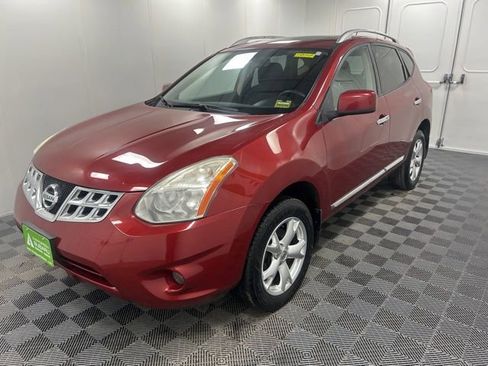 Used 2011 Nissan Rogue SV w/ Premium Pkg AWD/4WD image 3