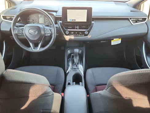 Used 2025 Toyota Corolla SE image 14