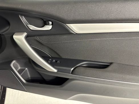 Used 2019 Honda Civic EX image 13