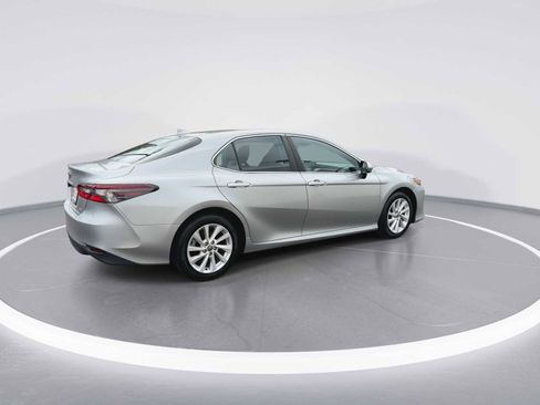 Certified 2021 Toyota Camry LE FWD image 8
