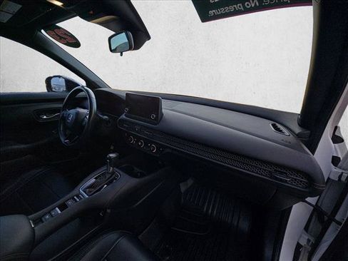 Used 2023 Honda HR-V Sport image 19