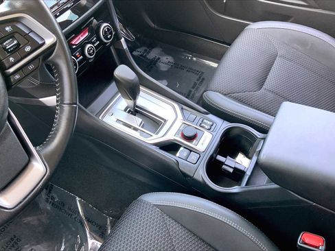 Used 2020 Subaru Forester Premium AWD/4WD image 17