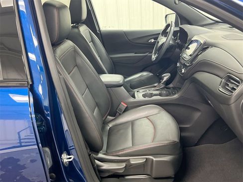 Used 2022 Chevrolet Equinox RS w/ RS Leather Package image 22