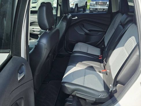 Used 2018 Ford Escape SE w/ SE SYNC Package AWD/4WD image 11