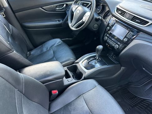 Used 2016 Nissan Rogue SL w/ SL Premium Package AWD/4WD image 18