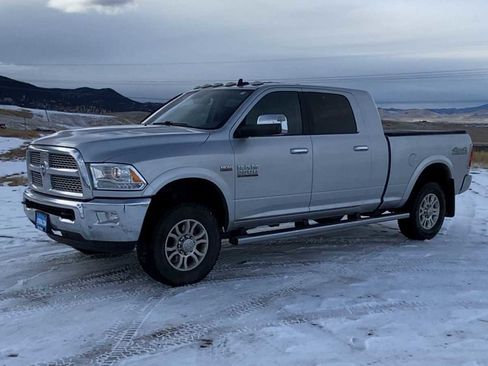 Used 2018 RAM 2500 Laramie w/ Off Road Package image 5