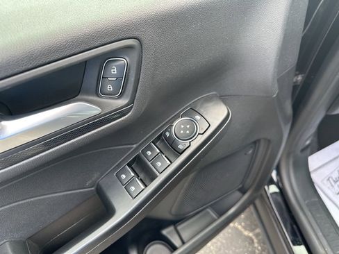 Used 2025 Ford Escape ST-Line image 14