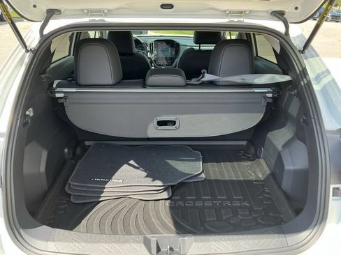 Certified 2025 Subaru Crosstrek 2.5i Limited w/ Crosstrek Mirror Package AWD/4WD image 17