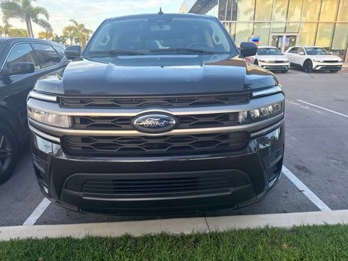 Used 2024 Ford Expedition Max XLT RWD image 2