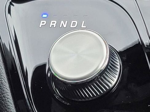 New 2026 Chrysler Pacifica Select AWD/4WD image 30