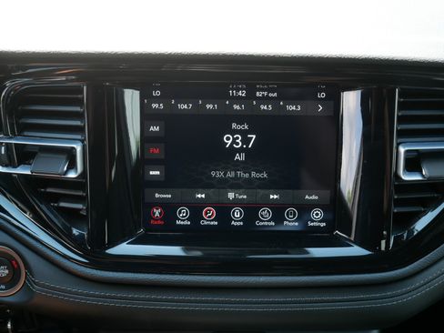 Used 2024 Dodge Durango SXT AWD/4WD image 22