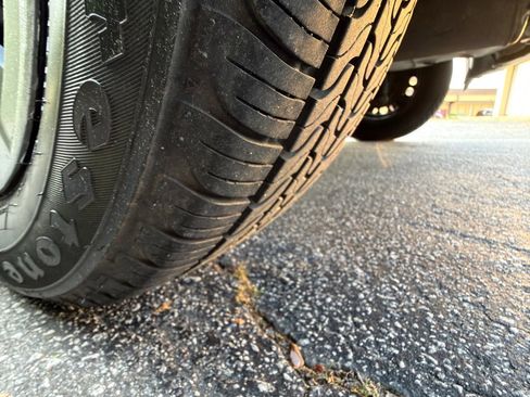 Used 2014 Chevrolet Sonic LS image 37