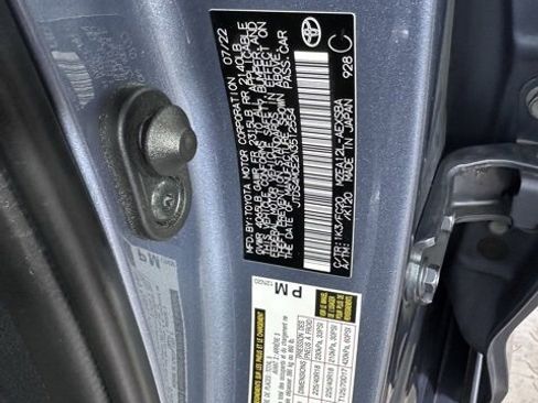 Used 2022 Toyota Corolla SE image 31