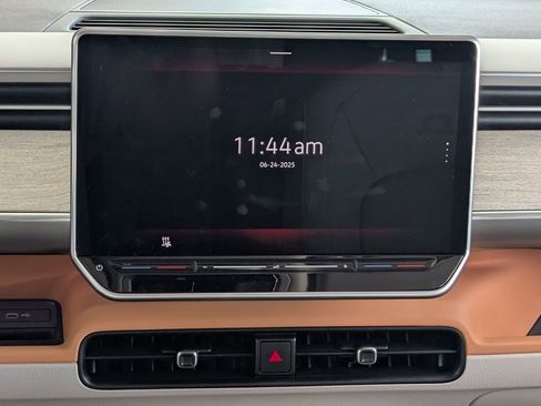 New 2025 Volkswagen ID. Buzz 1st Edition image 20