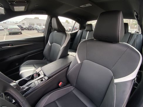 Used 2025 Toyota Camry SE image 22