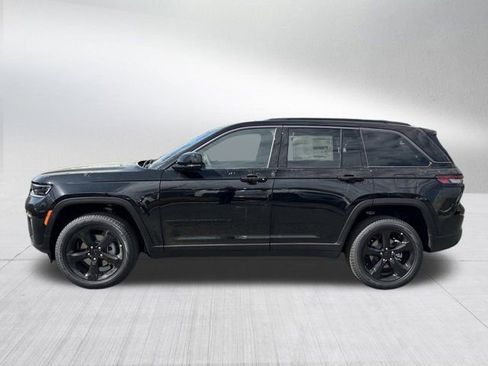 New 2026 Jeep Grand Cherokee Limited image 8