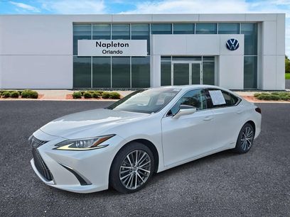 Used 2022 Lexus ES 300h w/ Premium Package