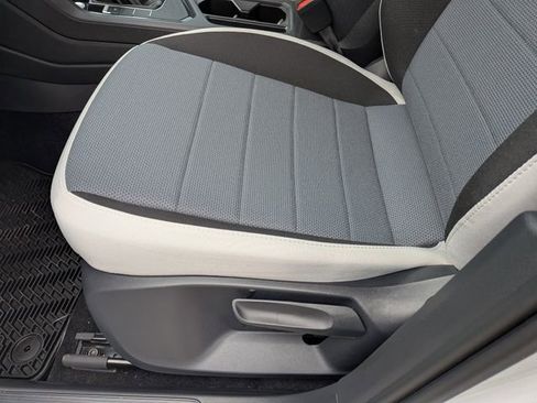 New 2026 Volkswagen Taos S FWD image 21