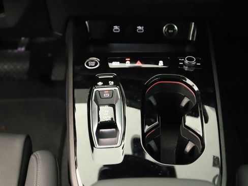 Certified 2025 Audi A5 2.0T Premium Plus w/ Premium Plus AWD/4WD image 20