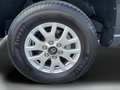 Used 2024 Toyota Tacoma SR5 AWD/4WD image 26