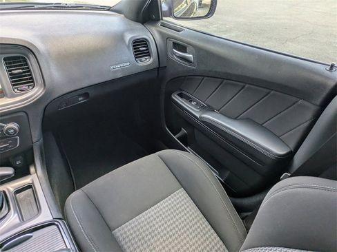 Used 2023 Dodge Charger R/T w/ Blacktop Package image 18