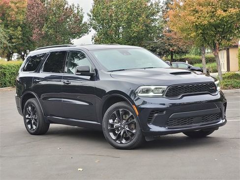 Certified 2024 Dodge Durango GT image 2