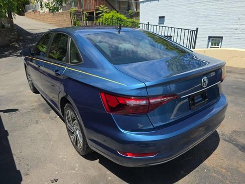 Used 2020 Volkswagen Jetta SEL FWD image 2