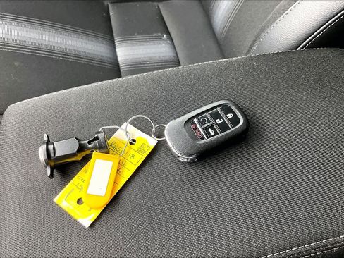 Used 2024 Honda Civic Sport image 15