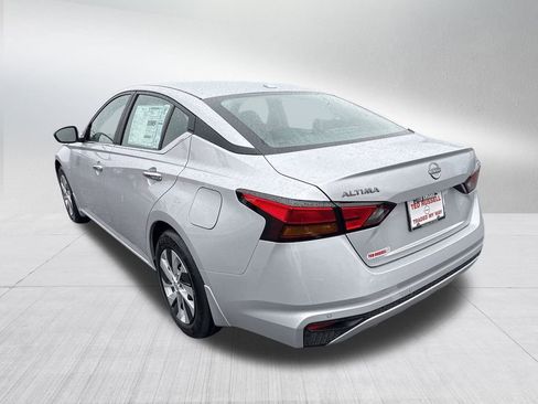 New 2025 Nissan Altima 2.5 S image 5