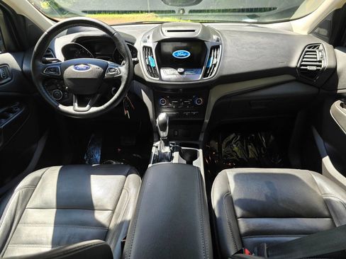 Used 2018 Ford Escape SEL AWD/4WD image 16