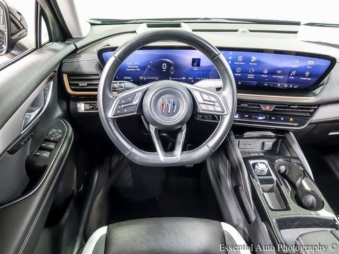 Certified 2025 Buick Envision Sport Touring image 12