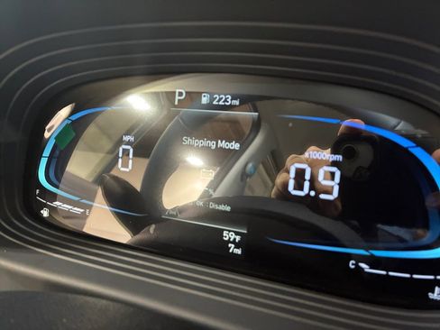 Used 2026 Hyundai Venue SEL FWD image 20