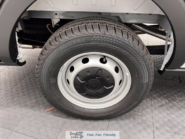 New 2026 Ford Transit 250 148 Medium Roof w/ Load Area Protection Package RWD image 20