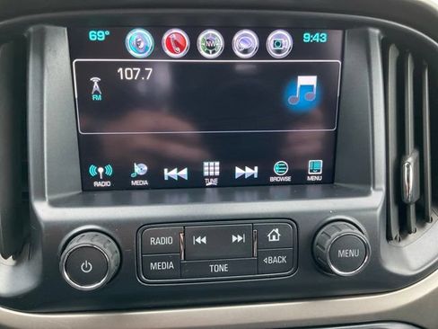 Used 2018 Chevrolet Colorado Z71 AWD/4WD image 5