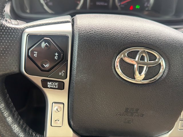 Used 2023 Toyota 4Runner Limited AWD/4WD image 18