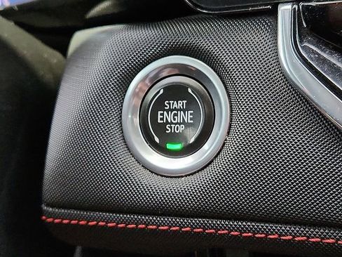 Used 2023 Chevrolet Colorado Z71 w/ Z71 Convenience Package 2 AWD/4WD image 19
