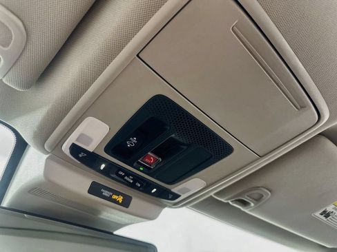 Used 2023 Honda Accord Touring image 32