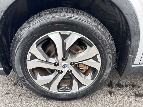 Used 2022 Subaru Outback Limited image 9