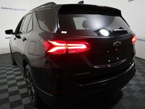 Used 2024 Chevrolet Equinox RS AWD/4WD image 9