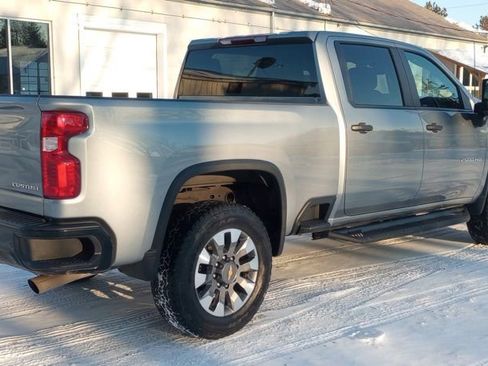 Used 2024 Chevrolet Silverado 2500 Custom w/ Custom Value Package image 8