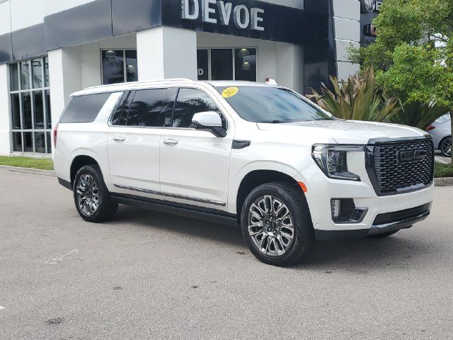 Certified 2023 GMC Yukon XL Denali Ultimate AWD/4WD image 7