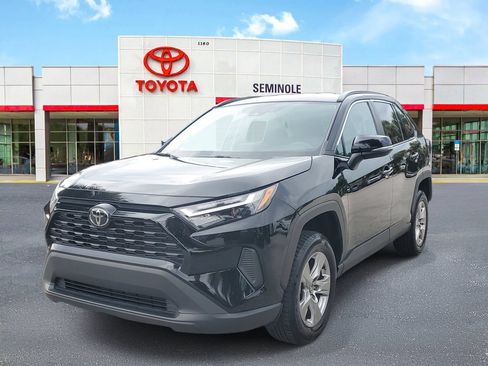 Used 2024 Toyota RAV4 XLE FWD image 1