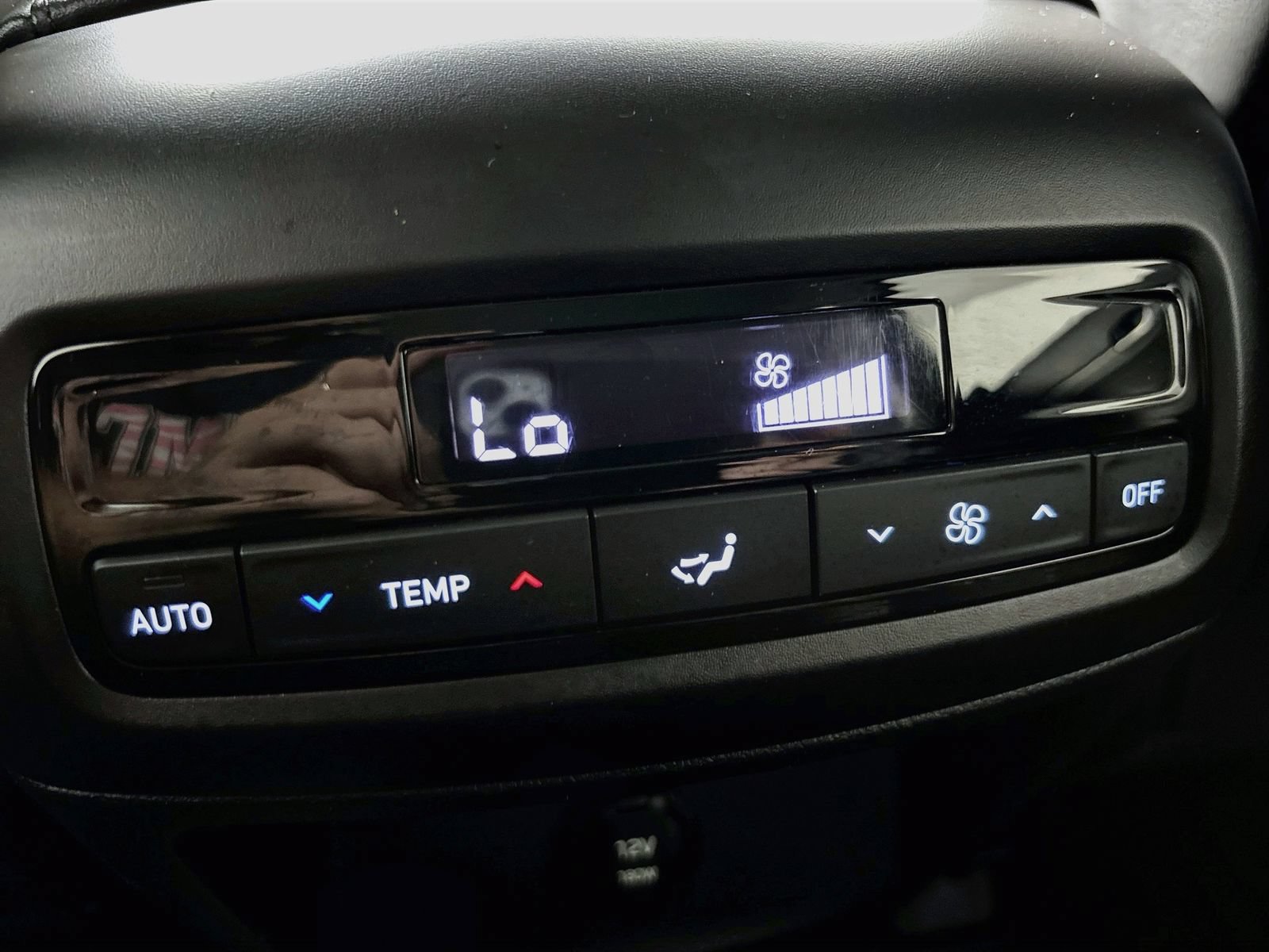Used 2025 Hyundai Palisade SEL FWD image 17
