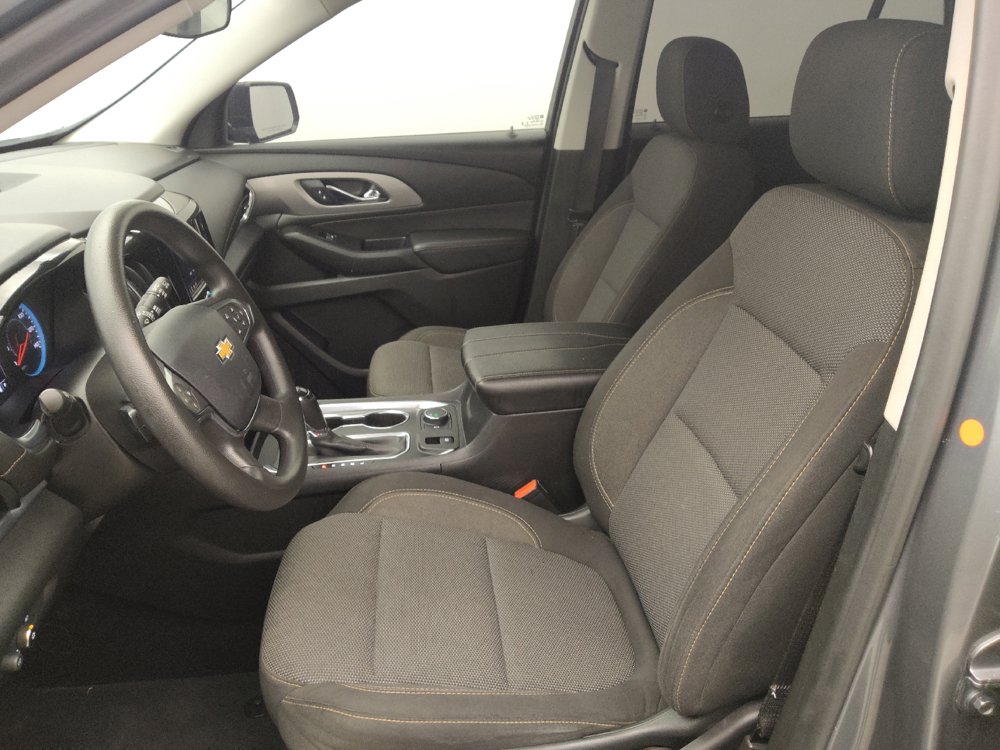 Used 2020 Chevrolet Traverse LS FWD image 17