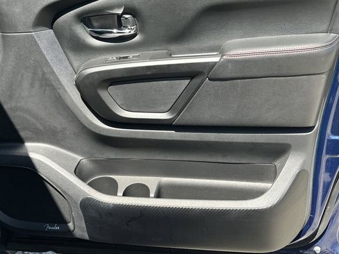 Used 2021 Nissan Titan PRO-4X w/ Pro-4x Convenience Package image 15