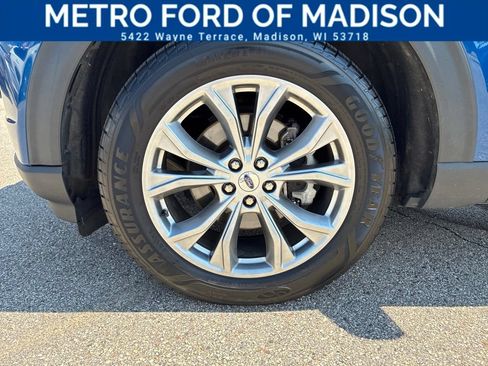 Certified 2022 Ford Explorer XLT w/ Equipment Group 202A AWD/4WD image 48