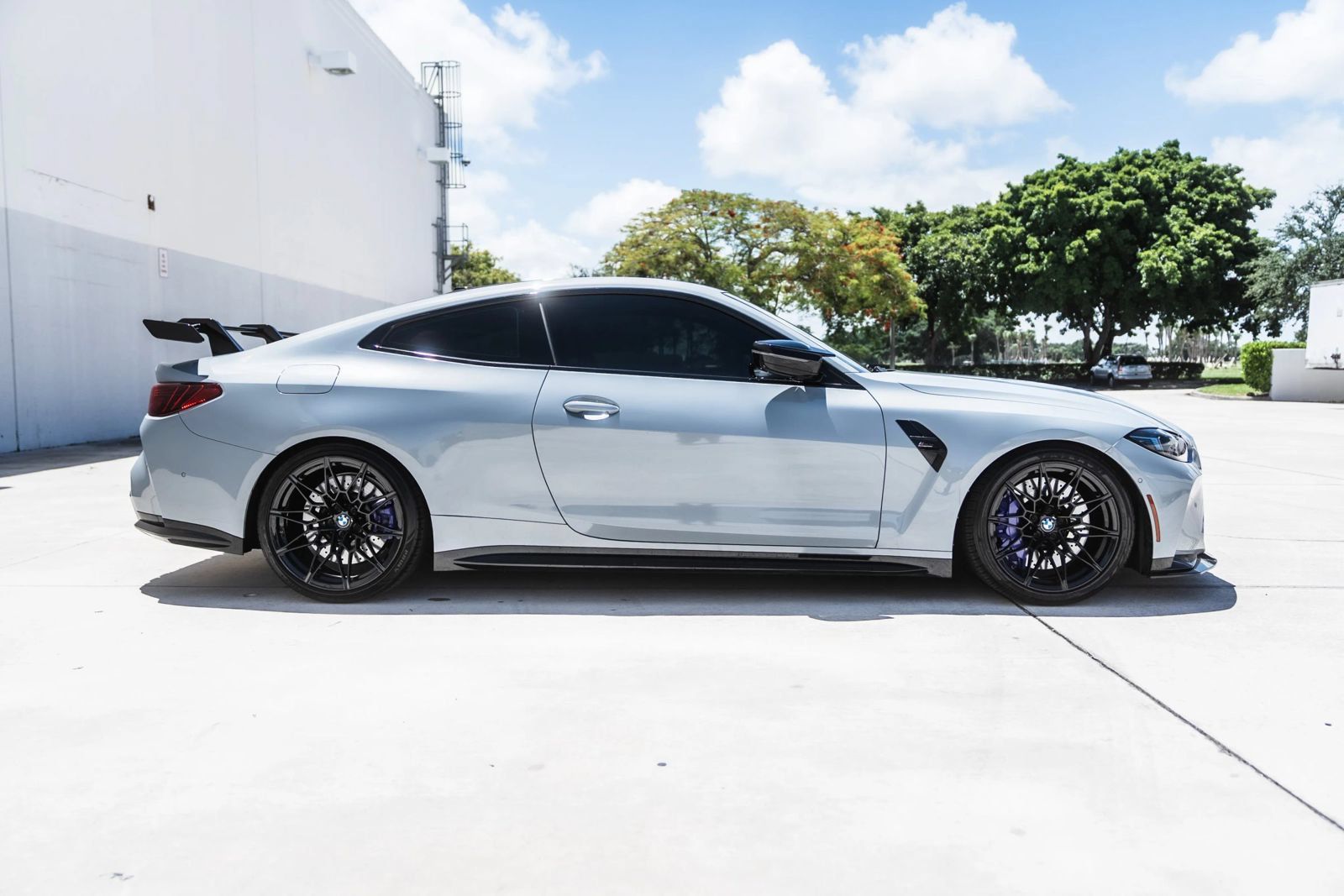 Used 2025 BMW M4 Competition w/ Executive Package RWD image 4
