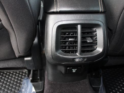 Used 2017 Jeep Cherokee Sport w/ Cold Weather Group image 60