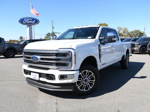 New 2026 Ford F250 Platinum w/ Platinum Plus Package image 4